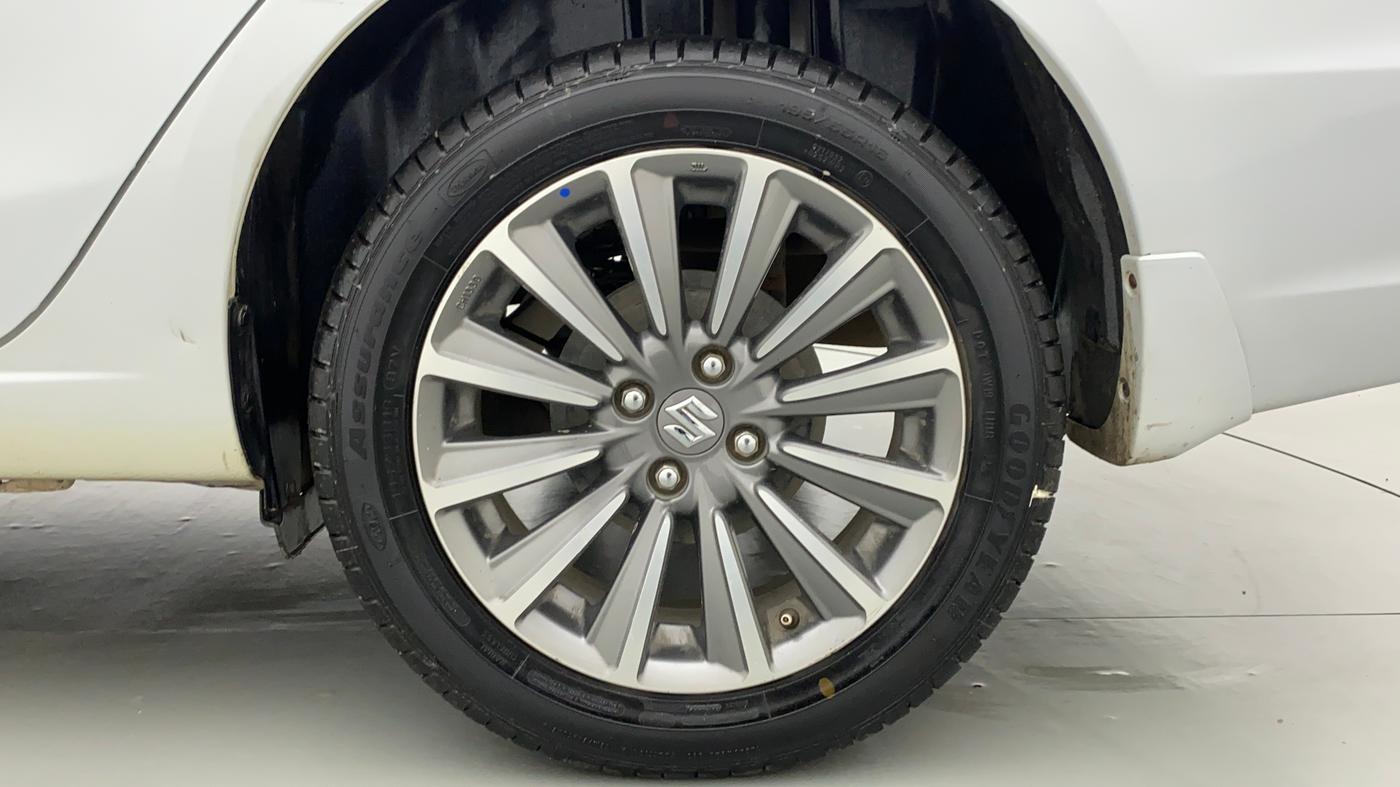 2018 Maruti Ciaz ALPHA 1.5 SHVS PETROL, Petrol, Manual, 42,142 km, Left Rear Wheel