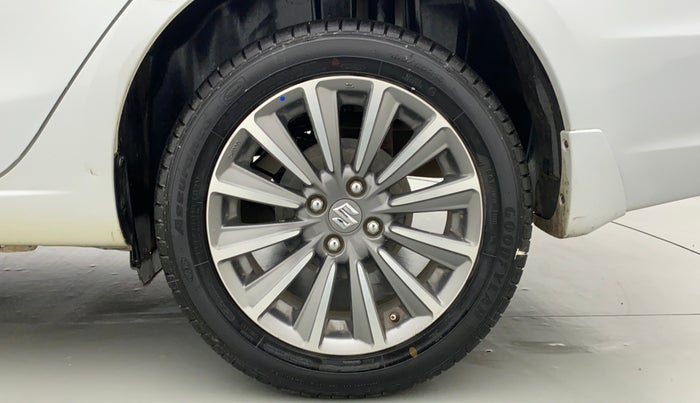 2018 Maruti Ciaz ALPHA 1.5 SHVS PETROL, Petrol, Manual, 42,142 km, Left Rear Wheel