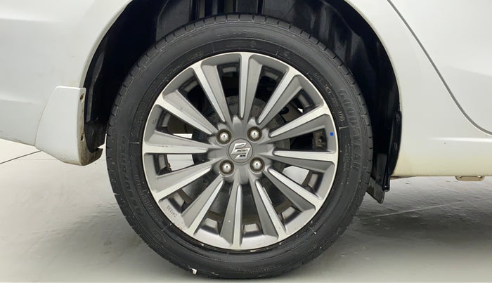 2018 Maruti Ciaz ALPHA 1.5 SHVS PETROL, Petrol, Manual, 42,142 km, Right Rear Wheel