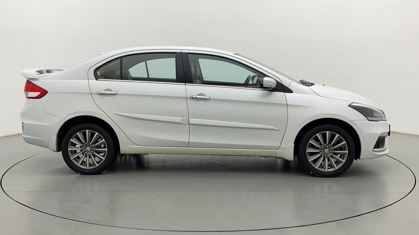 2018 Maruti Ciaz ALPHA 1.5 SHVS PETROL, Petrol, Manual, 42,142 km, Right Side View