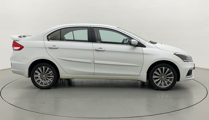 2018 Maruti Ciaz ALPHA 1.5 SHVS PETROL, Petrol, Manual, 42,142 km, Right Side View