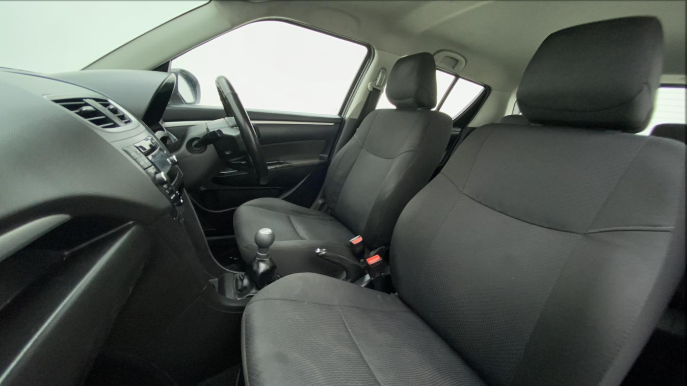 2015 Maruti Swift ZXI, Petrol, Manual, 57,817 km, Right Side Front Door Cabin