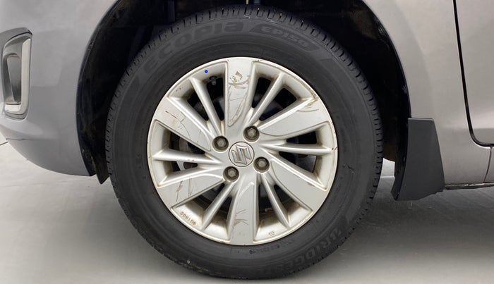 2015 Maruti Swift ZXI, Petrol, Manual, 57,817 km, Left Front Wheel