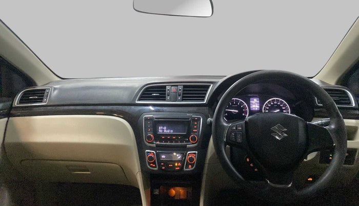 2016 Maruti Ciaz VXI+, Petrol, Manual, 43,306 km, Dashboard