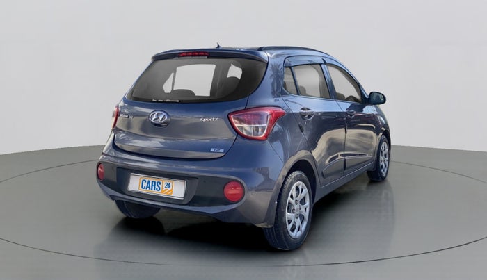2017 Hyundai Grand i10 SPORTZ (O) 1.2 KAPPA VTVT, Petrol, Manual, 32,646 km, Right Back Diagonal