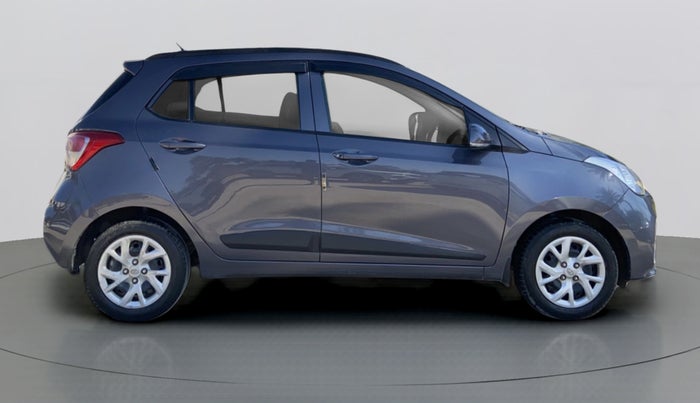 2017 Hyundai Grand i10 SPORTZ (O) 1.2 KAPPA VTVT, Petrol, Manual, 32,646 km, Right Side View