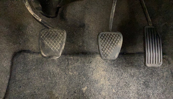 2013 Honda Brio S MT, Petrol, Manual, 87,101 km, Pedals