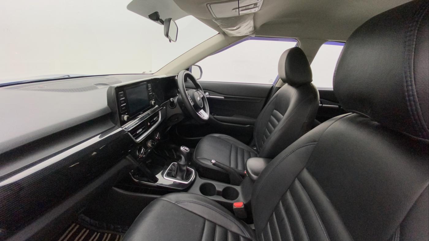 2020 KIA SELTOS HTK PLUS 1.5, Petrol, Manual, 53,416 km, Right Side Front Door Cabin