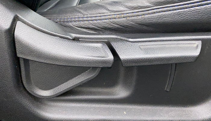 2020 KIA SELTOS HTK PLUS 1.5, Petrol, Manual, 53,416 km, Driver Side Adjustment Panel
