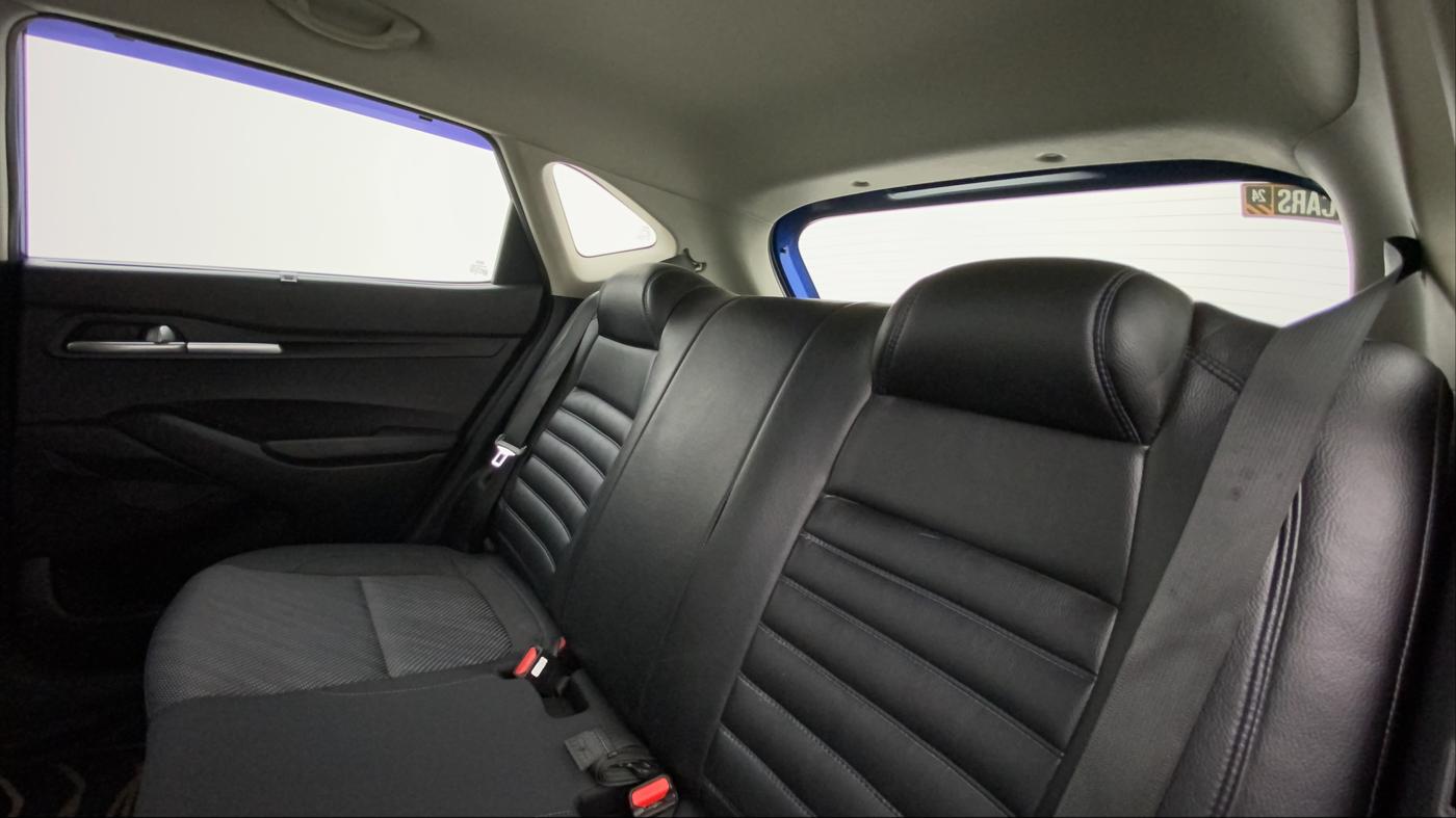 2020 KIA SELTOS HTK PLUS 1.5, Petrol, Manual, 53,416 km, Right Side Rear Door Cabin