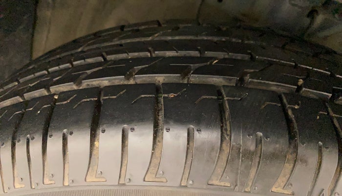 2020 KIA SELTOS HTK PLUS 1.5, Petrol, Manual, 53,416 km, Right Front Tyre Tread