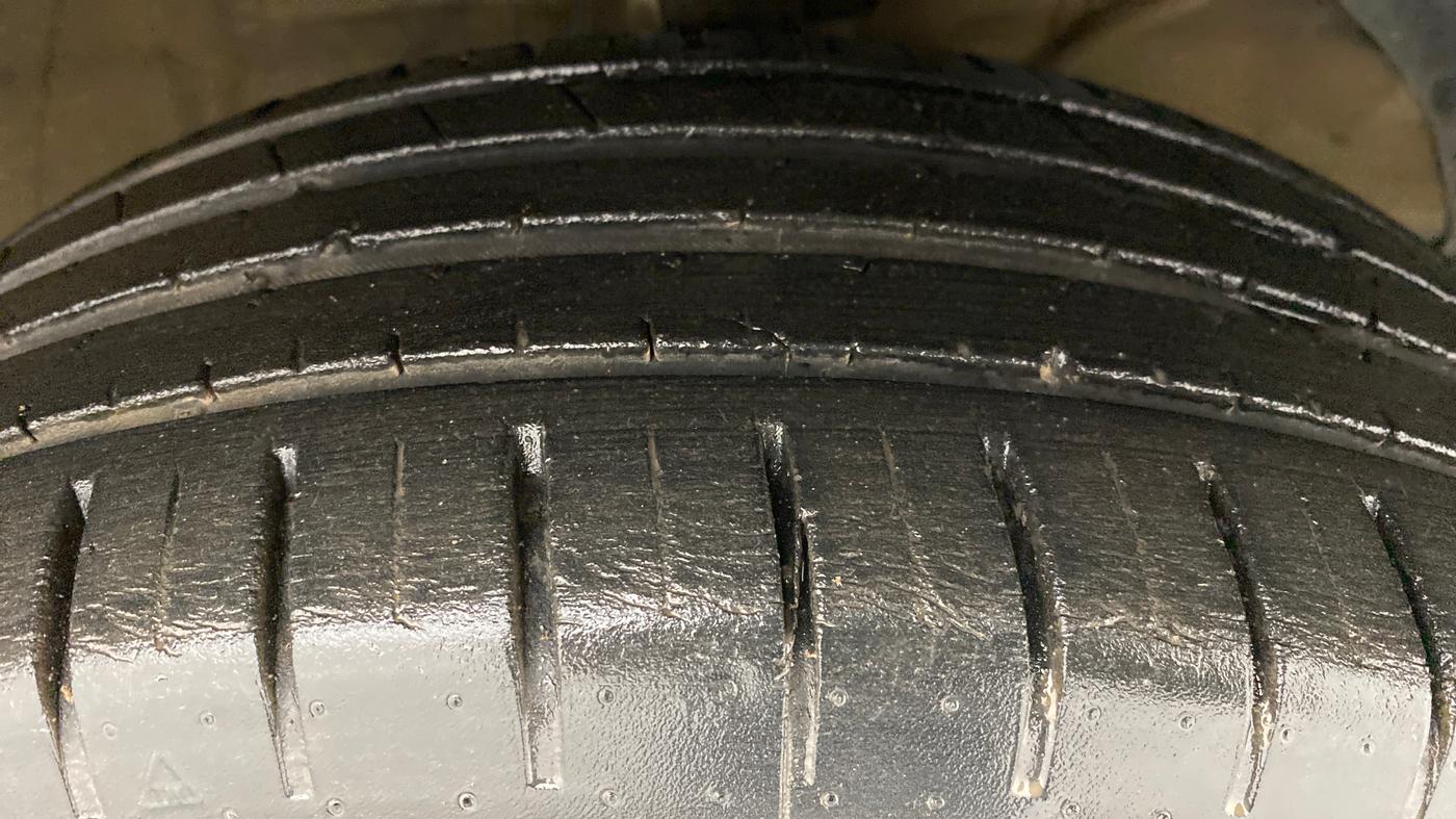 2017 Maruti Baleno ZETA PETROL 1.2, Petrol, Manual, 39,740 km, Right Front Tyre Tread