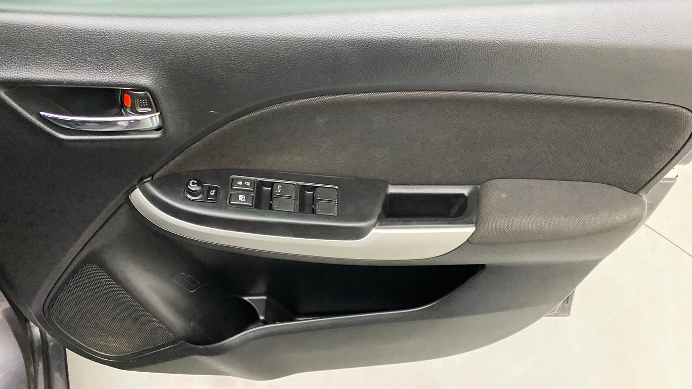 2017 Maruti Baleno ZETA PETROL 1.2, Petrol, Manual, 39,740 km, Driver Side Door Panels Control
