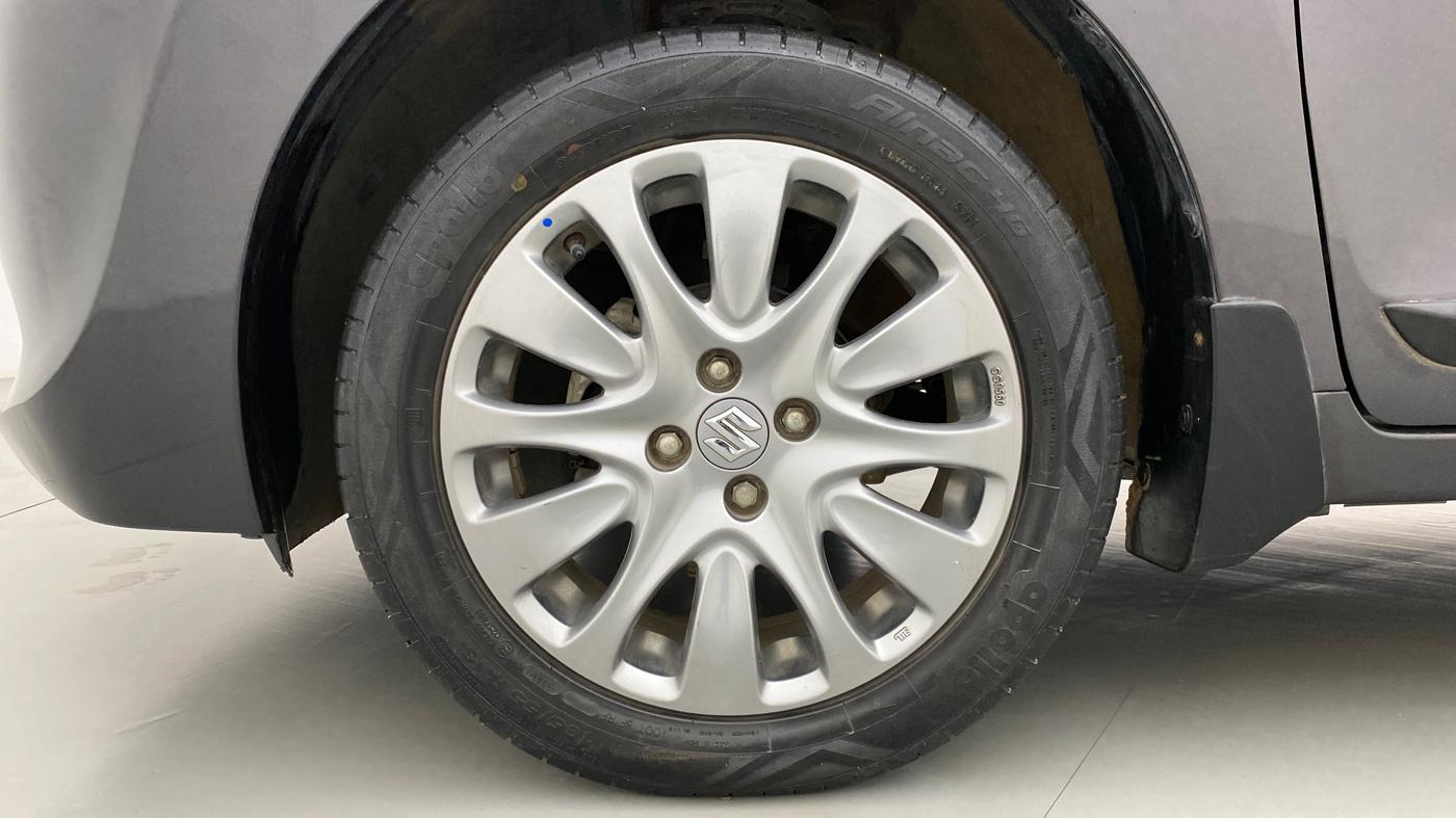 2017 Maruti Baleno ZETA PETROL 1.2, Petrol, Manual, 39,740 km, Left Front Wheel
