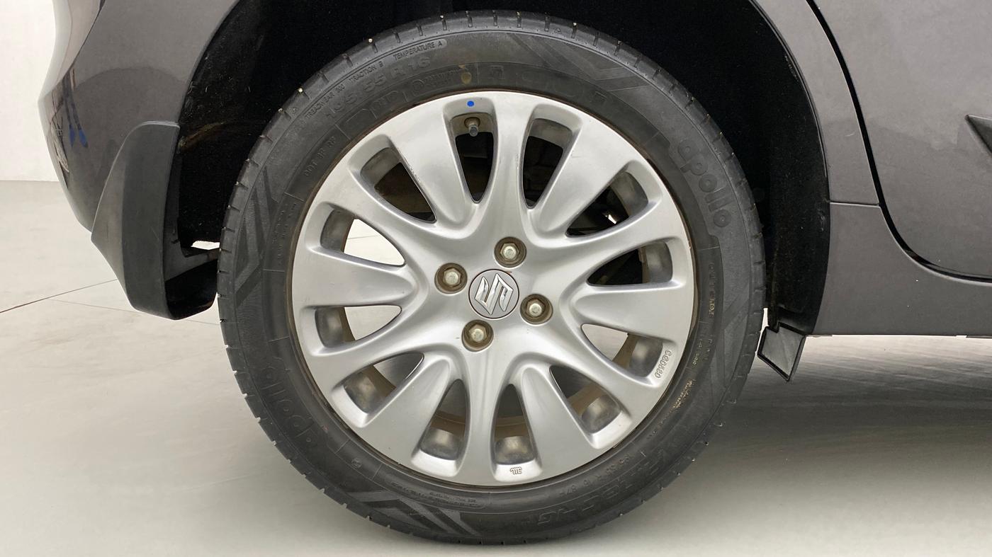 2017 Maruti Baleno ZETA PETROL 1.2, Petrol, Manual, 39,740 km, Right Rear Wheel