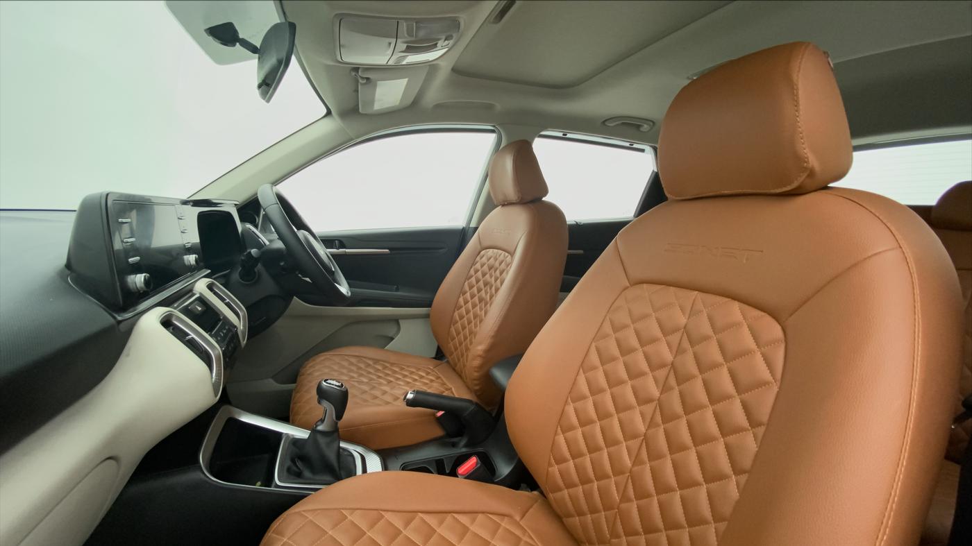 2021 KIA SONET HTX 1.0 IMT, Petrol, Manual, 30,332 km, Right Side Front Door Cabin
