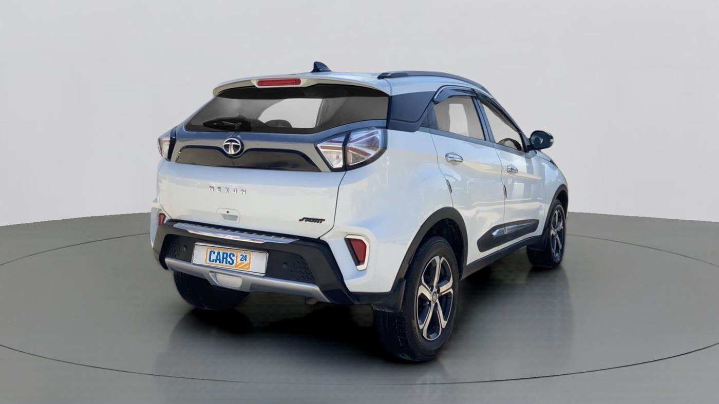 2021 Tata NEXON XZA+ (O) 1.5  RTQ, Diesel, Automatic, 14,970 km, Right Back Diagonal