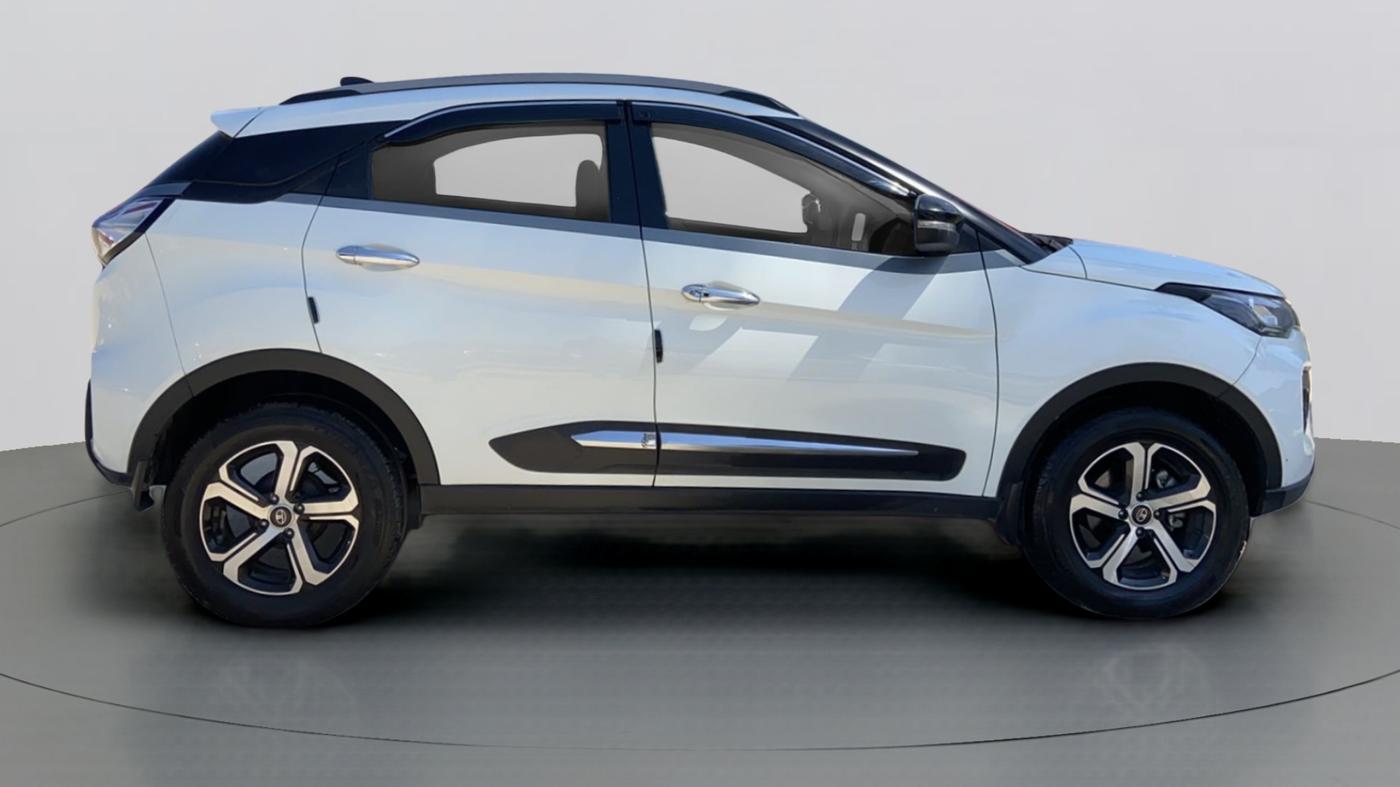 2021 Tata NEXON XZA+ (O) 1.5  RTQ, Diesel, Automatic, 14,970 km, Right Side View