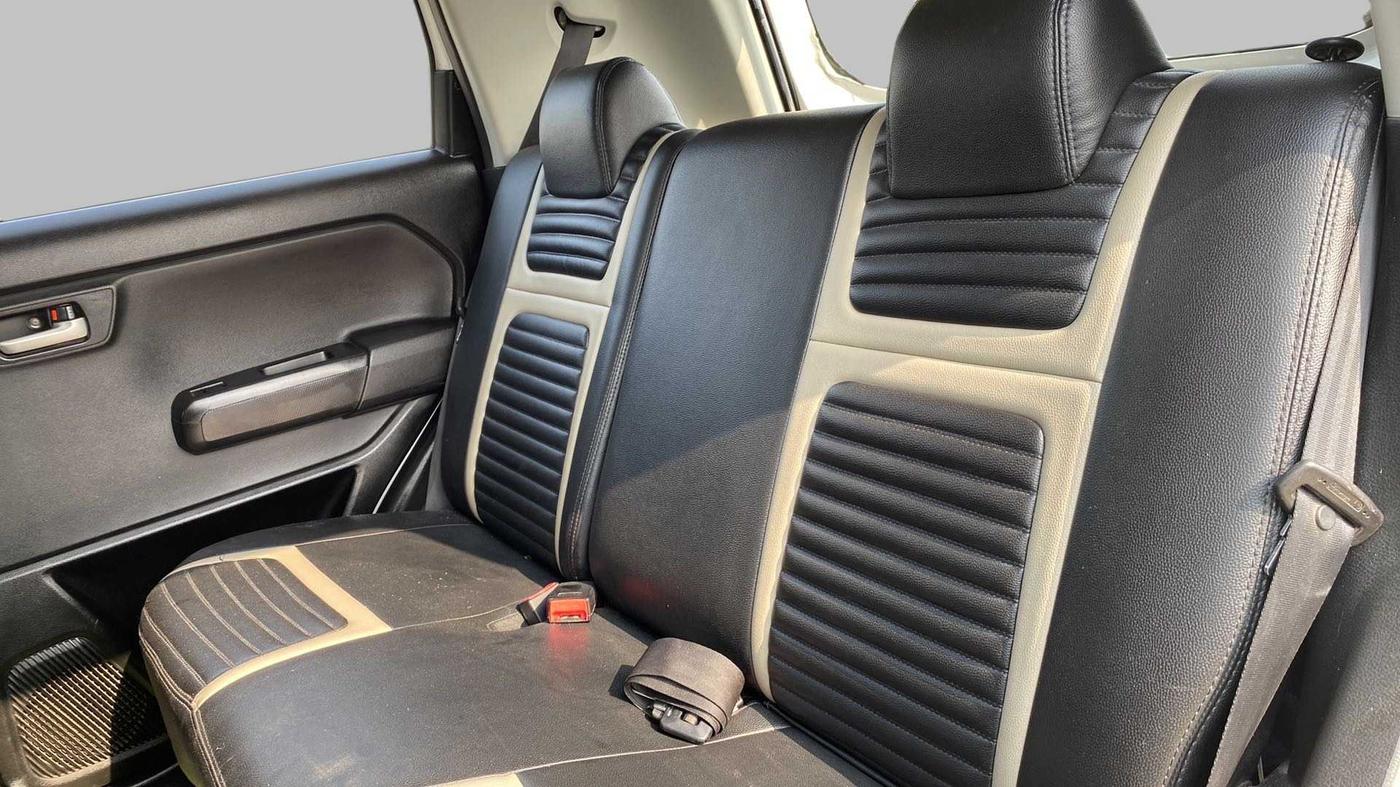 2019 Maruti Wagon R 1.0 VXI, Petrol, Manual, 77,724 km, Right Side Rear Door Cabin