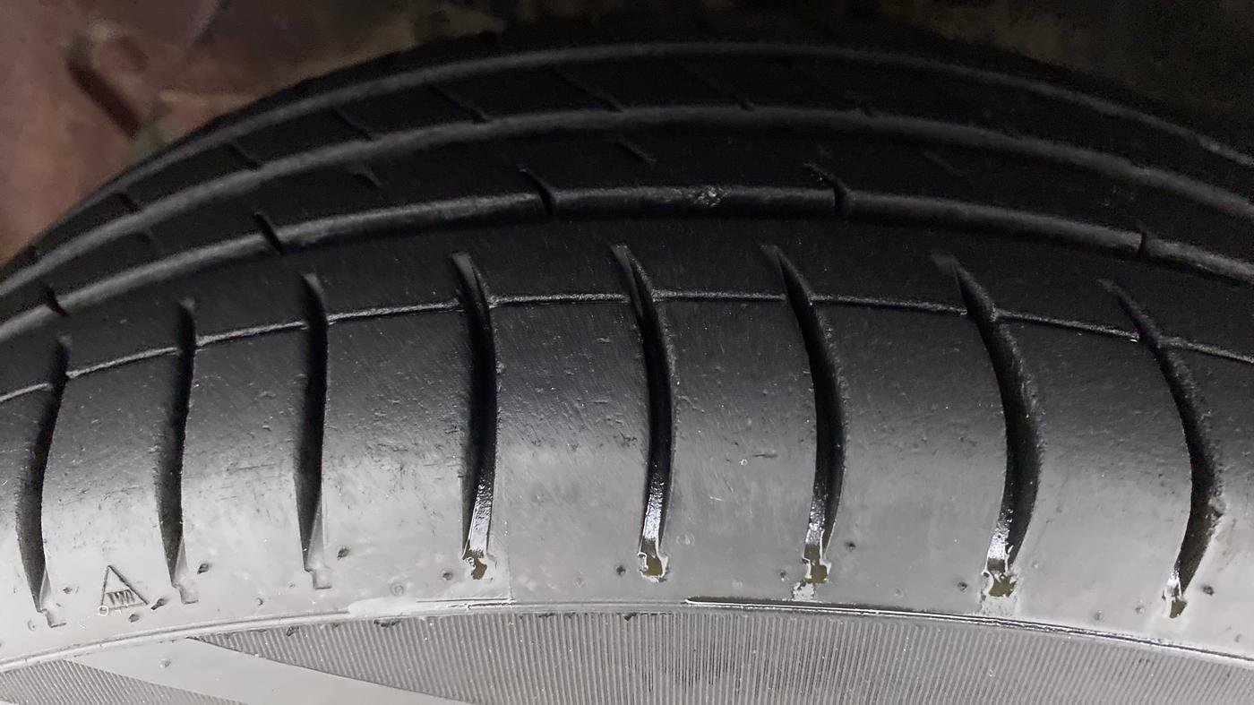 2015 Hyundai Xcent S (O) 1.2, Petrol, Manual, 59,855 km, Left Front Tyre Tread