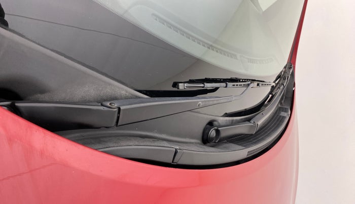 2015 Hyundai Xcent S (O) 1.2, Petrol, Manual, 59,855 km, Front windshield - Wiper nozzle not functional