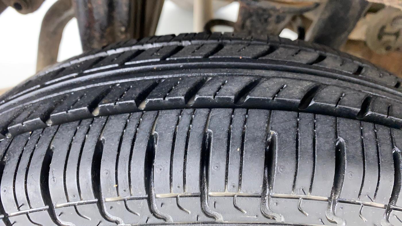 2010 Maruti Alto LXI, Petrol, Manual, 41,158 km, Right Rear Tyre Tread