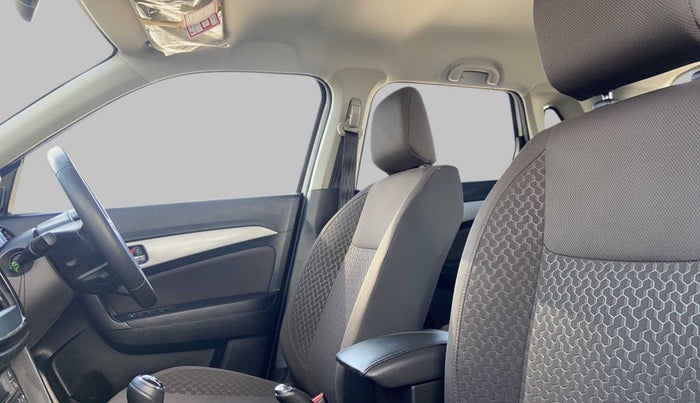 2021 Toyota URBAN CRUISER PREMIUM MT, Petrol, Manual, 43,352 km, Right Side Front Door Cabin