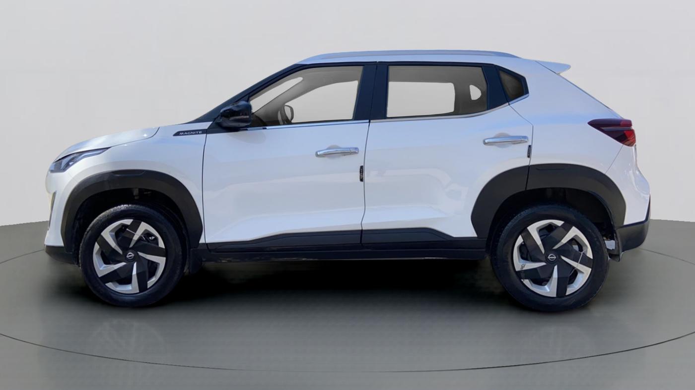 2022 Nissan MAGNITE XL MT, Petrol, Manual, 3,488 km, Left Side