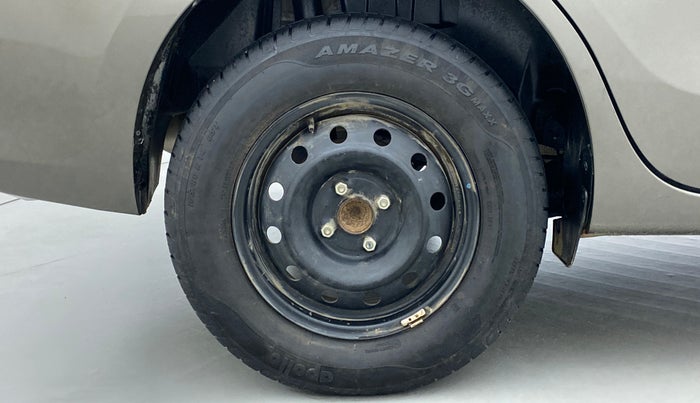 2020 Maruti Dzire VXI, Petrol, Manual, 34,188 km, Right Rear Wheel