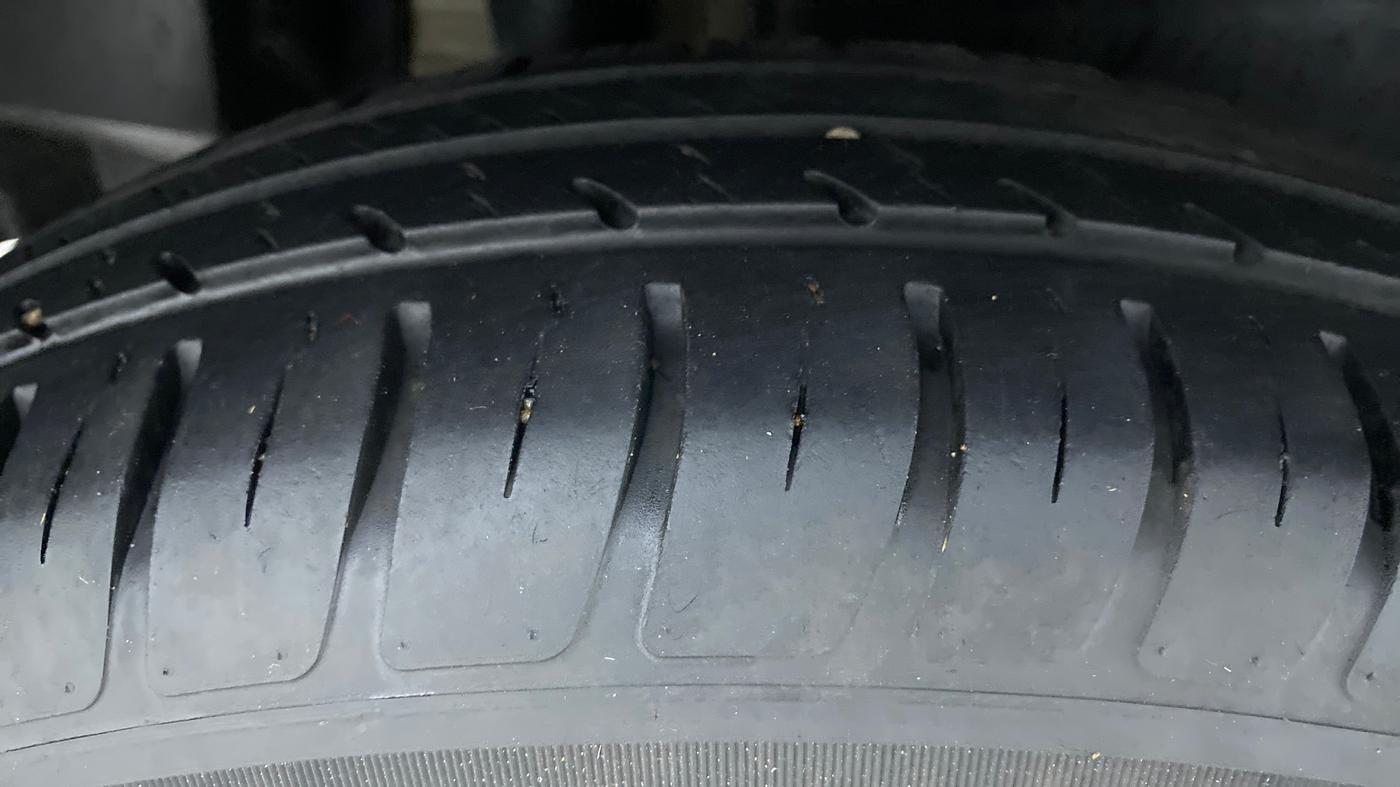 2020 Maruti Dzire VXI, Petrol, Manual, 34,188 km, Right Rear Tyre Tread