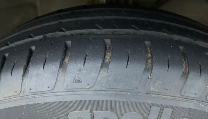 2020 Maruti Dzire VXI, Petrol, Manual, 34,188 km, Right Front Tyre Tread