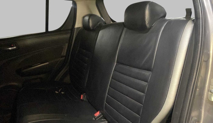 2015 Maruti Swift VXI, Petrol, Manual, 96,367 km, Right Side Rear Door Cabin