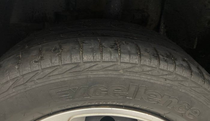 2020 Tata NEXON XMA PETROL, Petrol, Automatic, 55,768 km, Left Front Tyre Tread