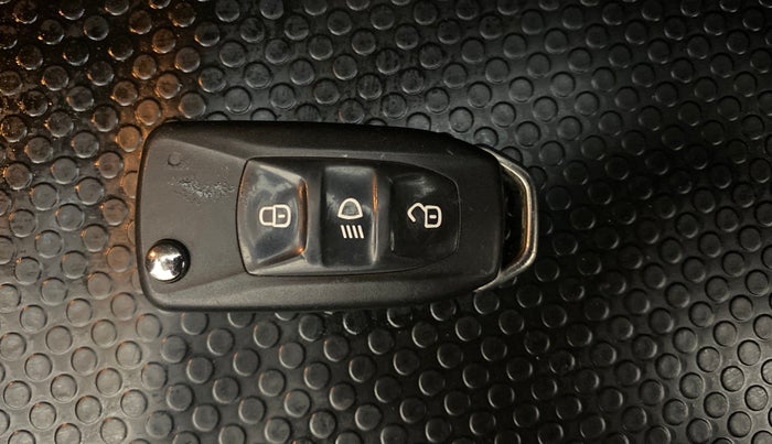 2020 Tata NEXON XMA PETROL, Petrol, Automatic, 55,768 km, Key Close Up