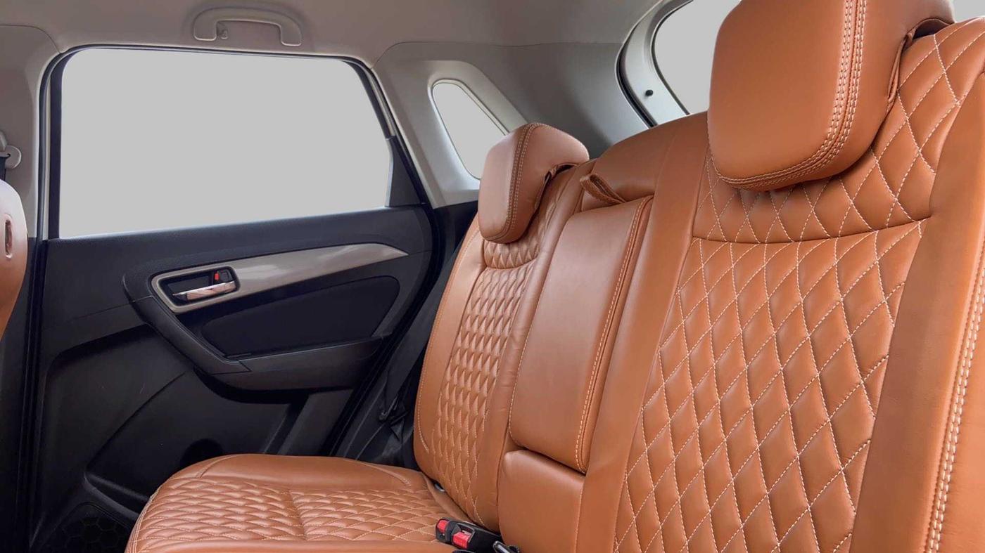 2019 Maruti Vitara Brezza ZDI AMT, Diesel, Automatic, 6,294 km, Right Side Rear Door Cabin