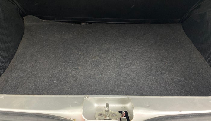 2019 Renault Kwid RXT 1.0 (O), Petrol, Manual, 50,647 km, Boot Inside