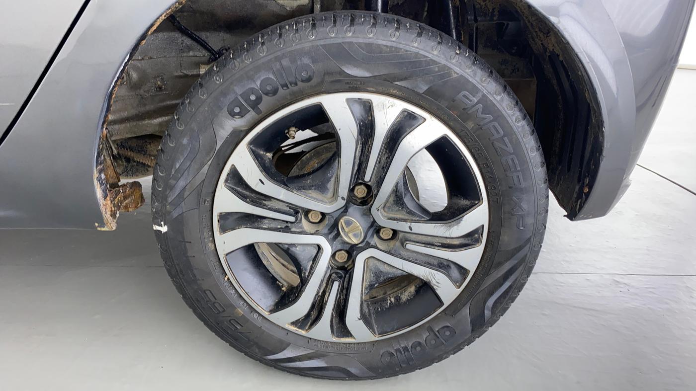 2020 Tata Tiago XZ 1.2 REVOTRON, Petrol, Manual, 35,863 km, Left Rear Wheel