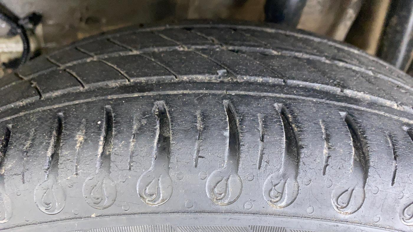 2020 Tata Tiago XZ 1.2 REVOTRON, Petrol, Manual, 35,863 km, Left Rear Tyre Tread