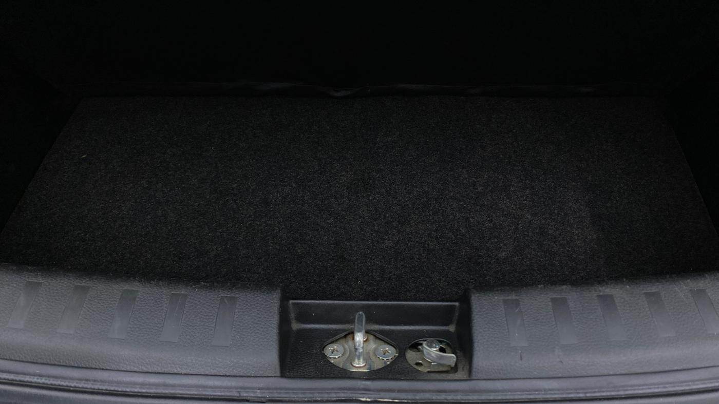 2014 Maruti Swift VDI, Diesel, Manual, 97,631 km, Boot Inside