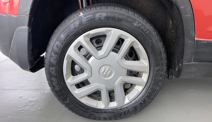 2018 Maruti Vitara Brezza VDI, Diesel, Manual, 64,331 km, Right Rear Wheel