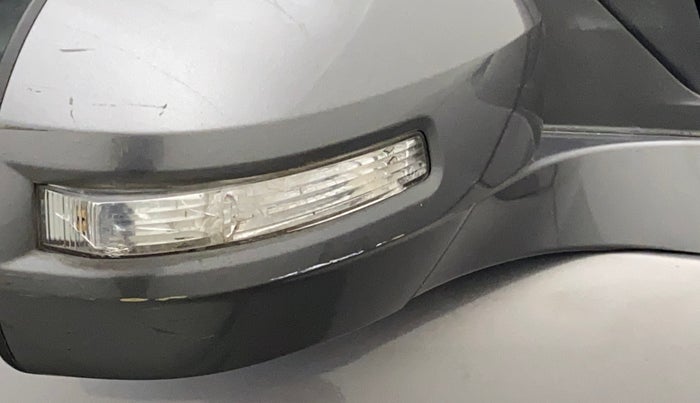 2012 Maruti Swift Dzire ZXI, Petrol, Manual, 85,917 km, Right rear-view mirror - Indicator light has minor damage