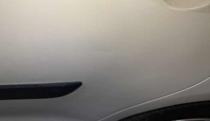 2013 Maruti Swift VDI, Diesel, Manual, 71,129 km, Rear left door - Slightly dented