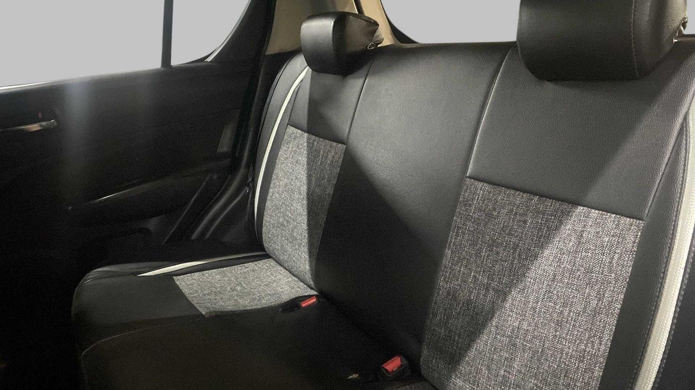2013 Maruti Swift VDI, Diesel, Manual, 71,129 km, Right Side Rear Door Cabin