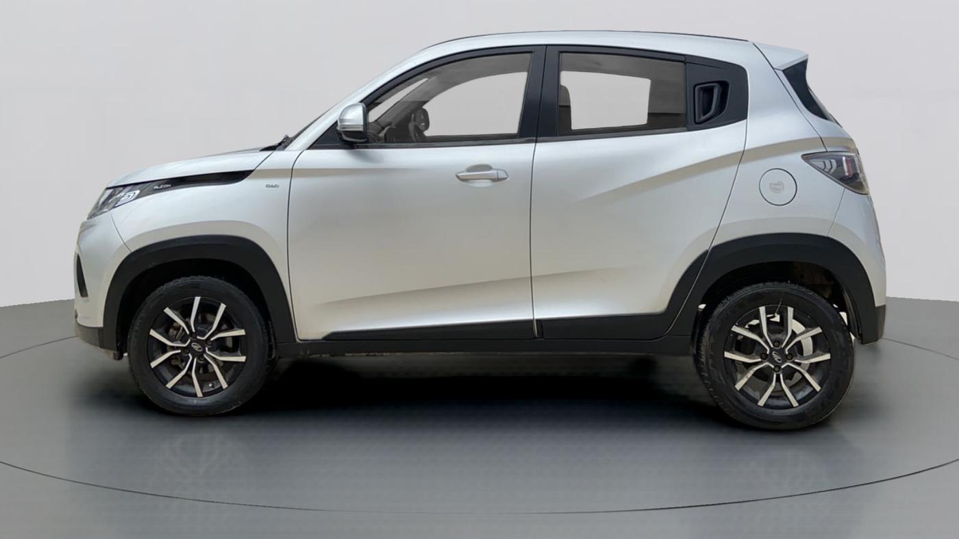 2017 Mahindra KUV 100 NXT K8 6 STR, Petrol, Manual, 44,217 km, Left Side