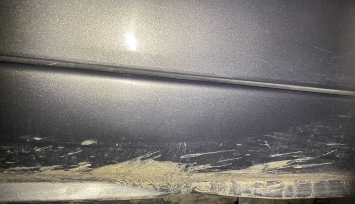 2018 Maruti Eeco 5 STR WITH A/C+HTR, Petrol, Manual, 40,144 km, Right running board - Slightly dented