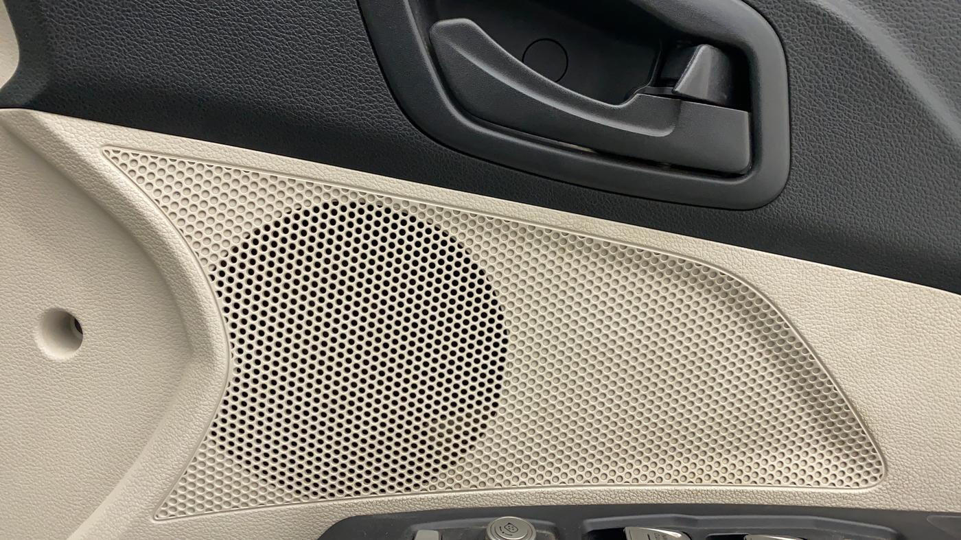 2019 Mahindra XUV300 1.5 W6 MT, Diesel, Manual, 62,552 km, Speaker