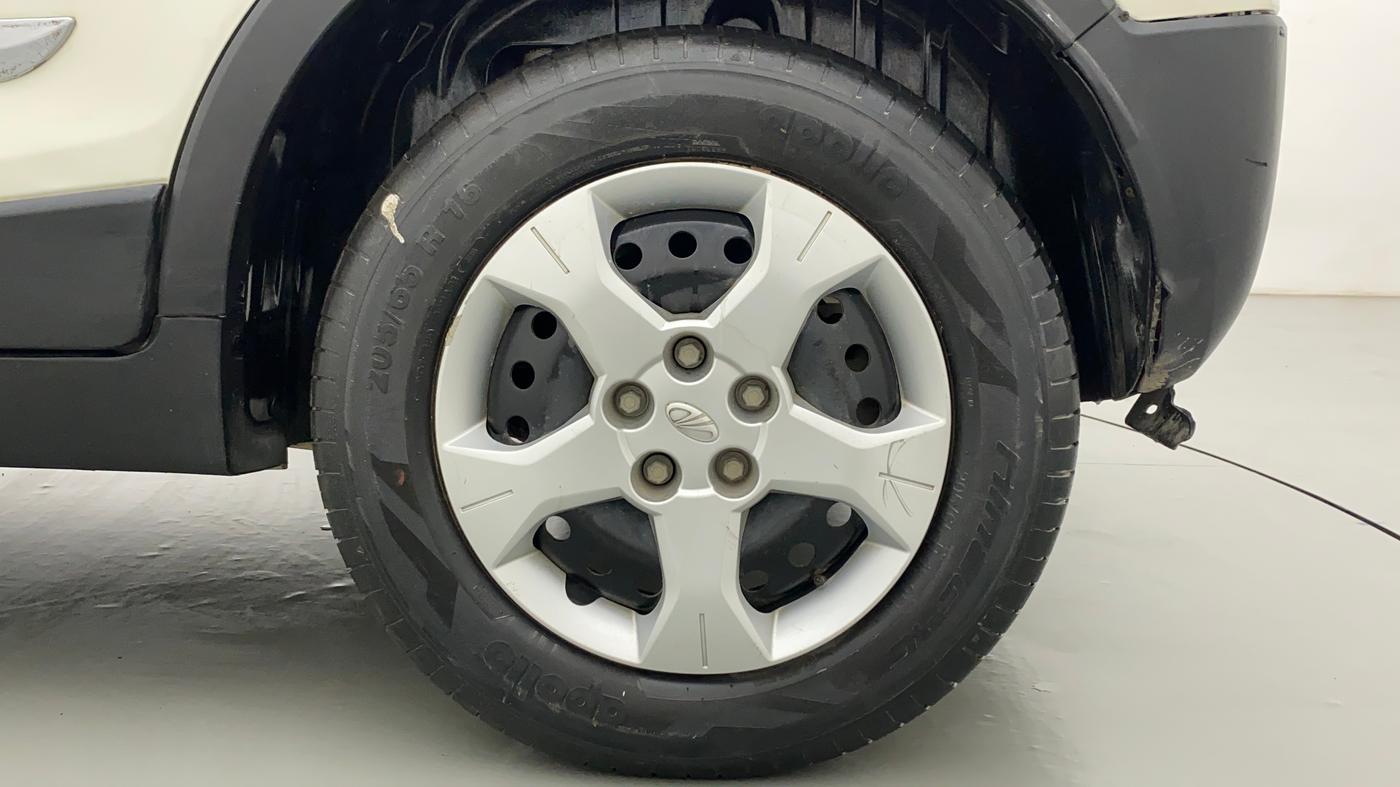 2019 Mahindra XUV300 1.5 W6 MT, Diesel, Manual, 62,552 km, Left Rear Wheel
