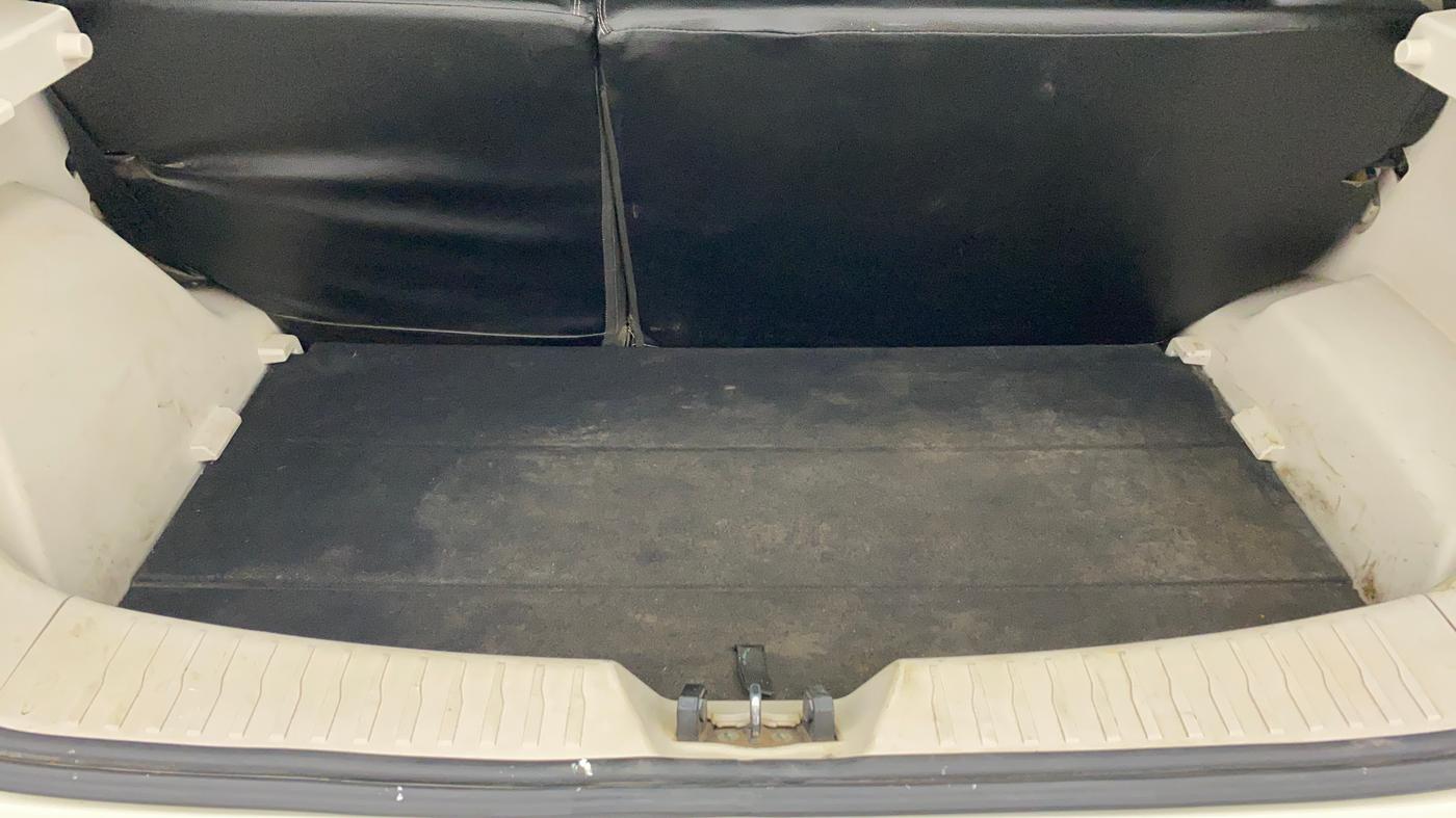 2019 Mahindra XUV300 1.5 W6 MT, Diesel, Manual, 62,552 km, Boot Inside