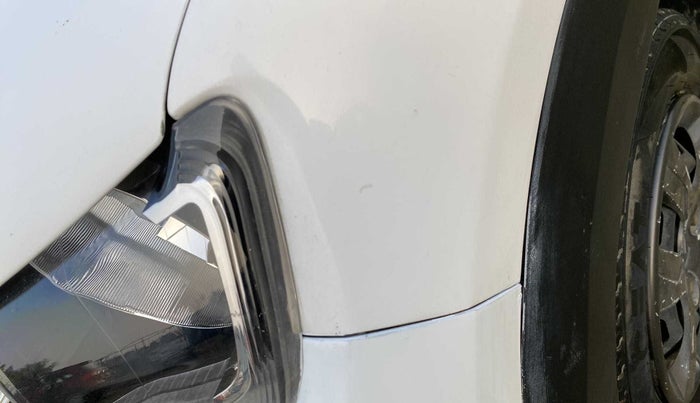 2018 Renault Kwid 1.0 RXT Opt, Petrol, Manual, 70,580 km, Left fender - Minor scratches