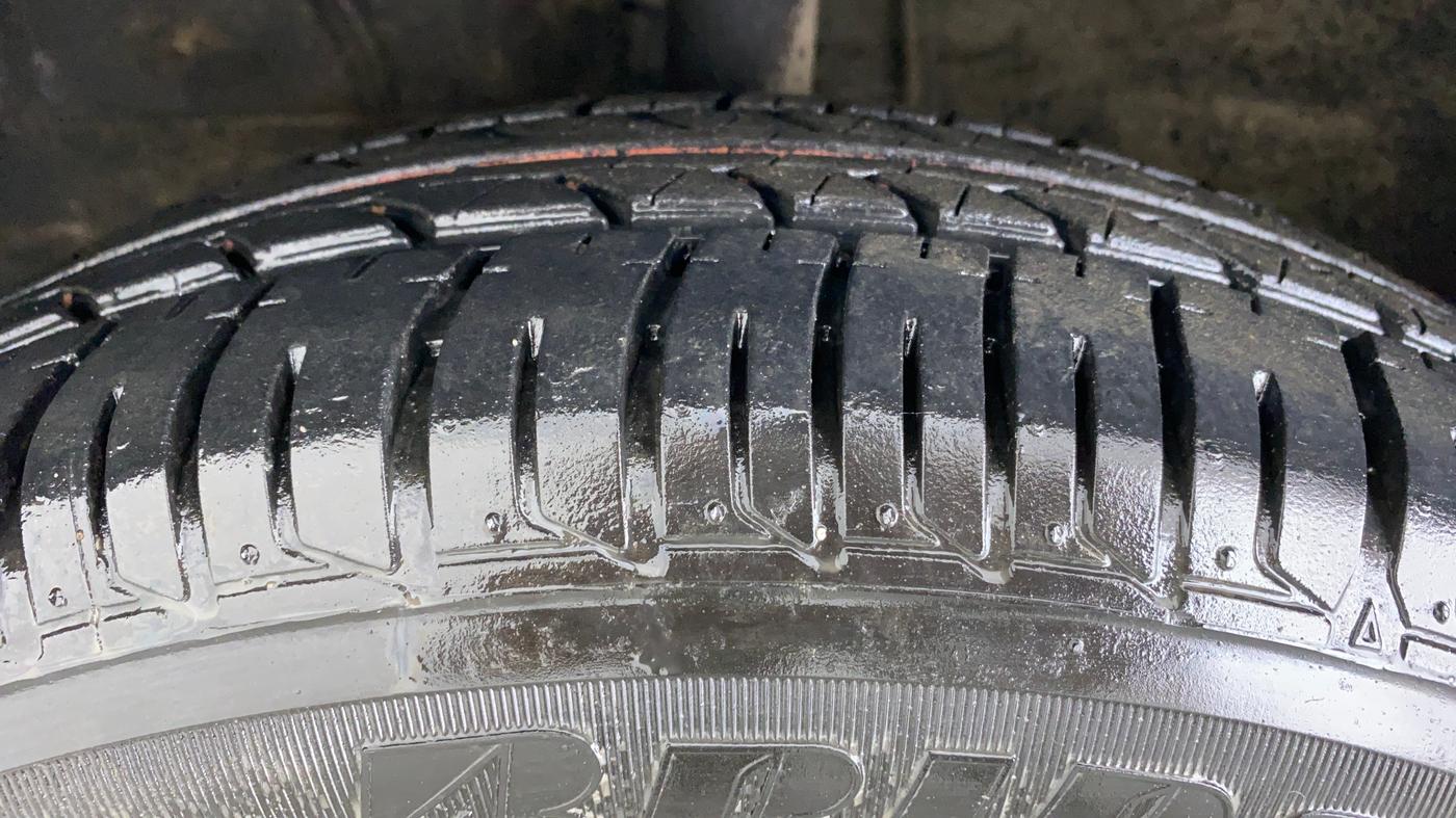 2017 Toyota Etios GX, Petrol, Manual, 61,050 km, Left Front Tyre Tread